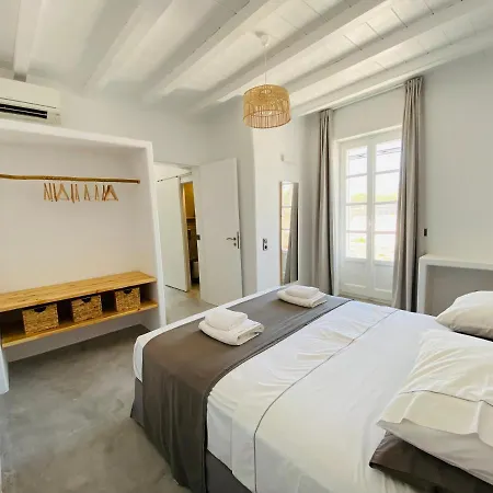 De Lenta Villa Parikia (Paros)